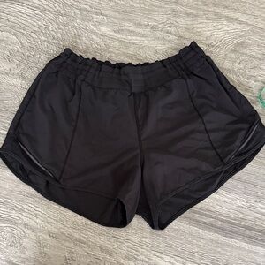 lululemon athletica Hottie Hot 4” Black Athletic Shorts sz 14